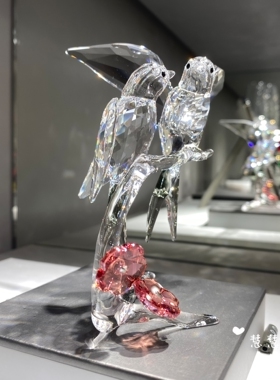 代购SWAROVSKI施华洛世奇 燕子5475566水晶摆件