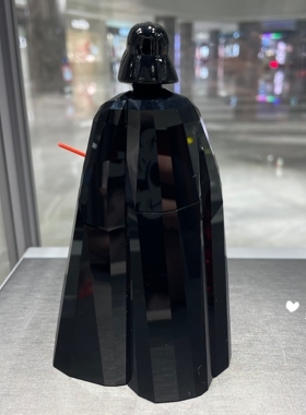 代购SWAROVSKI施华洛世奇星球大战黑武士达斯维达5379499水晶摆件