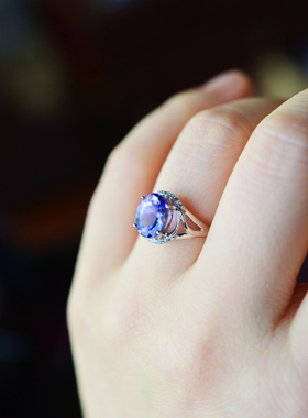 一斤钻戒 天然坦桑石戒指 多切面工艺18k白金手工镶嵌 南非钻石