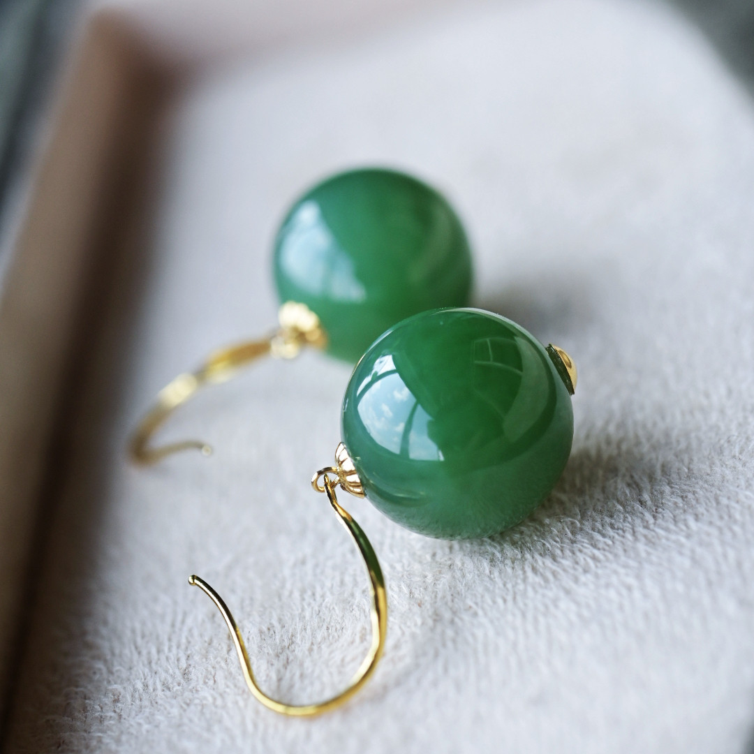 一斤钻戒 天然和田玉碧玉耳环 莹润饱满 18K金大圆珠 清秀国风,淘宝优惠券,粉丝福利购,淘宝优惠卷