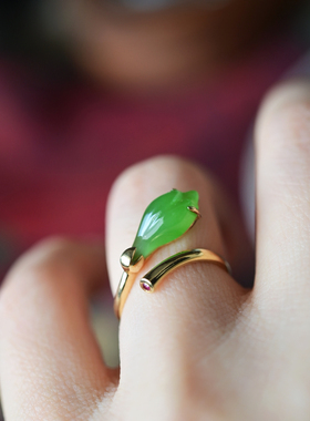 一斤钻戒天然和田碧玉18K金