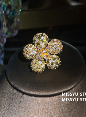 珠宝 暮光黄宝石花朵蝴蝶戒指奢华宴会走秀指环小众高级感手饰女