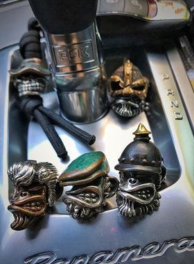 施特林凯撒猴子纯手工刀坠