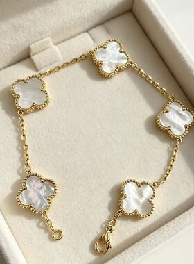 网红高品质四叶手链女钛钢18K金不掉色轻奢高级感时尚百搭15mm草