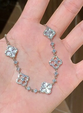 小红书爆款高级感贝母四叶草手链女生款幸运草轻奢小众精致手饰