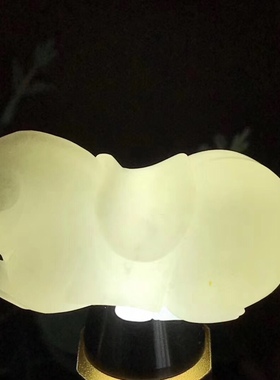 放个大漏保证收藏品新疆和田玉精品籽料一马当先