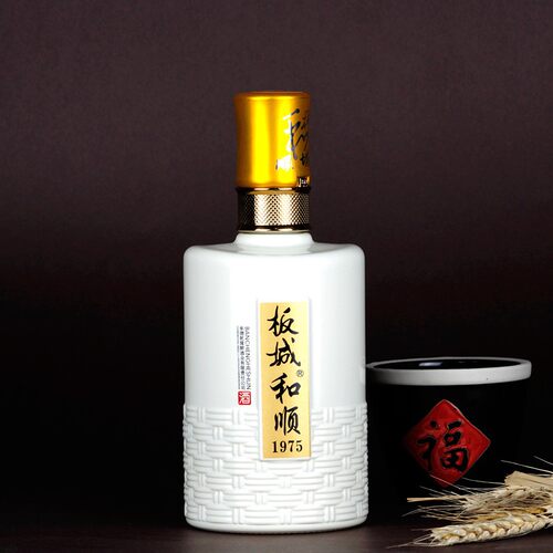 承德板城烧锅酒 板城和顺1975 纯粮食浓香型38度白酒450ml/瓶 - 图0