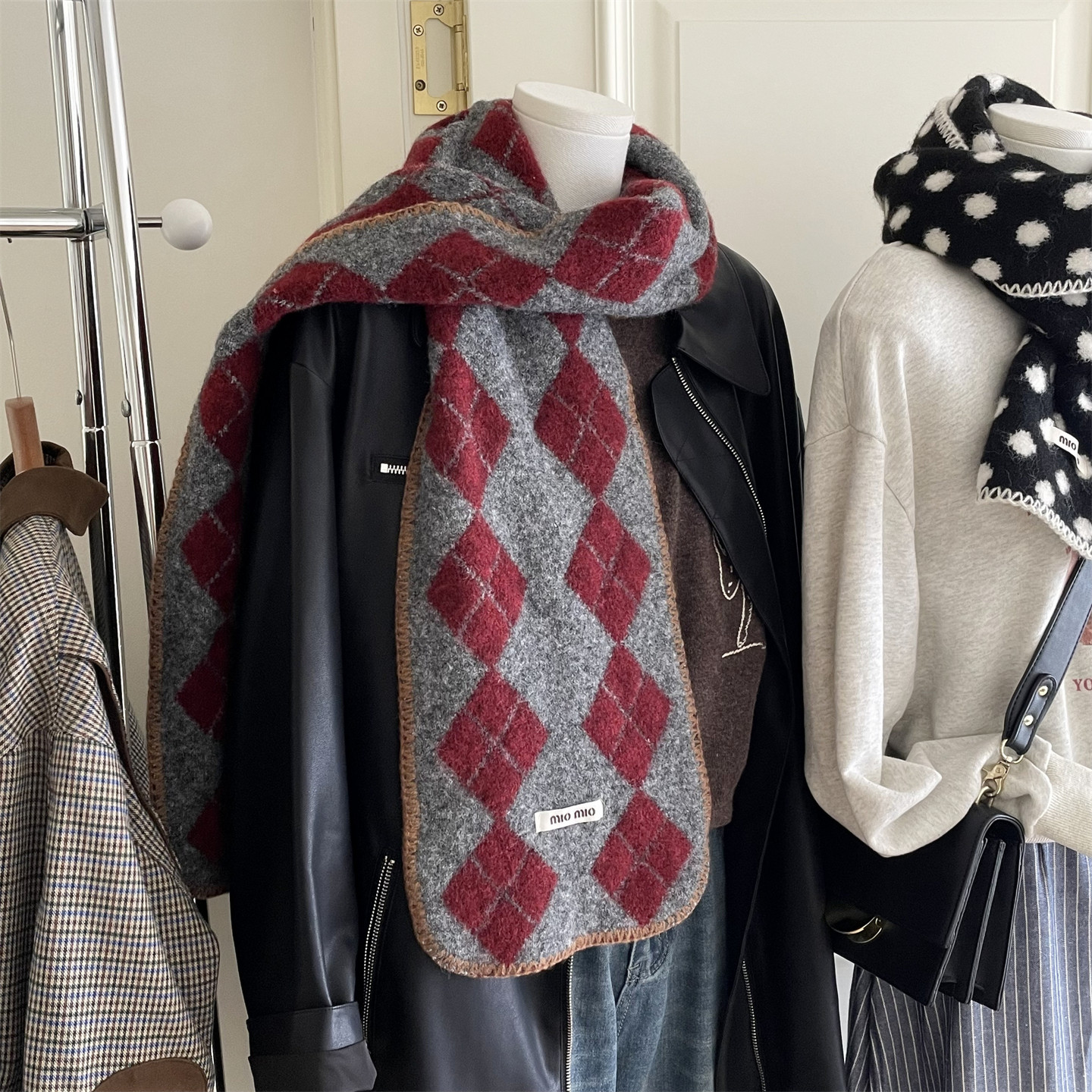 学院风菱形格波点围巾含羊毛围脖仿羊绒锁边撞色秋冬季保暖披肩女,淘宝优惠券,粉丝福利购,淘宝优惠卷