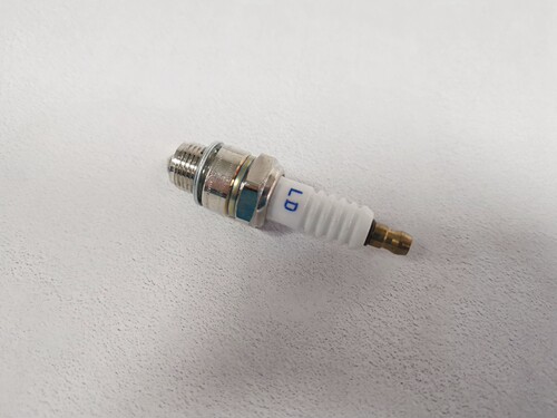 适用雷电Z4C火花塞 XF250 喷雾器 迷雾机 2冲程 4114 火花塞 火嘴 - 图2
