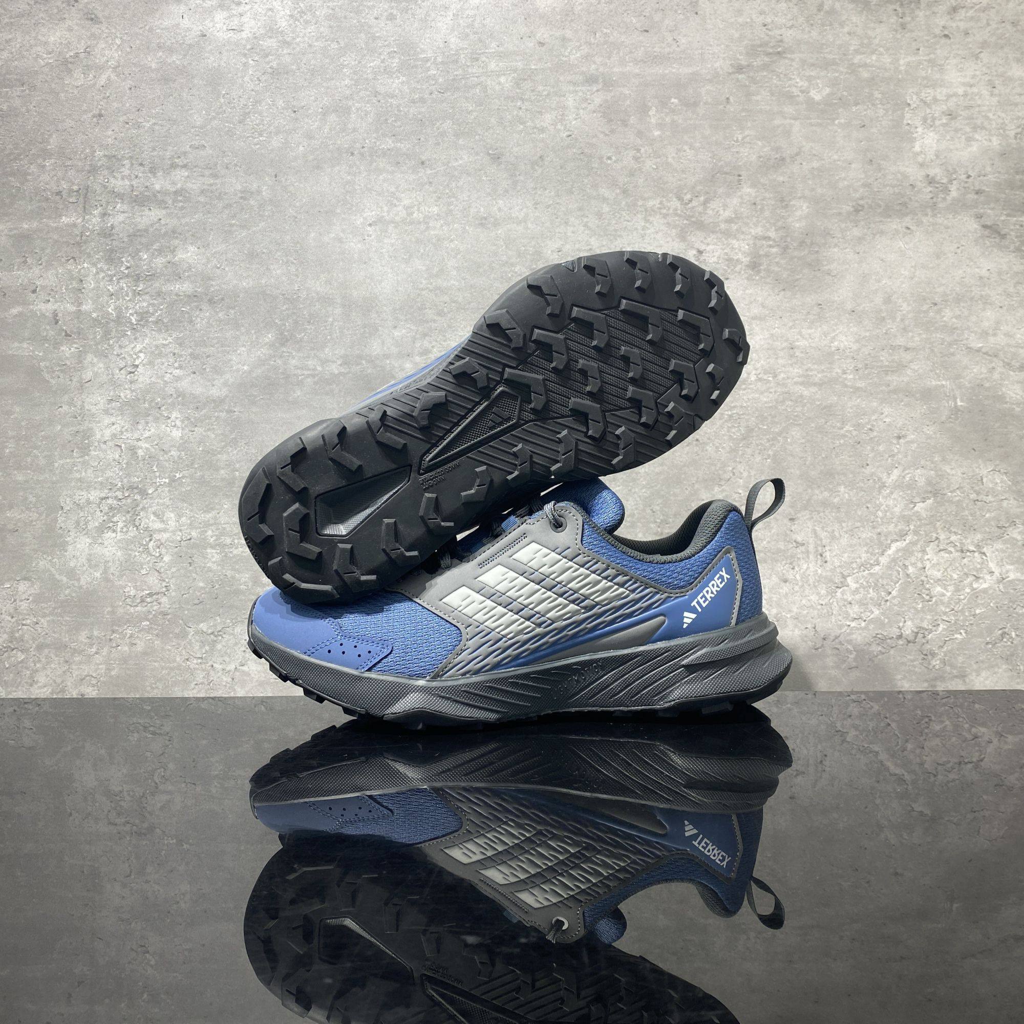 阿迪达斯TERREX新款男士经典耐磨透气低帮户外越野运动鞋JI0958,淘宝优惠券,粉丝福利购,淘宝优惠卷