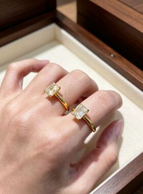 18k 金长方莫桑戒指轻奢几何镶钻指环水贝珠宝工厂现货女饰品批发