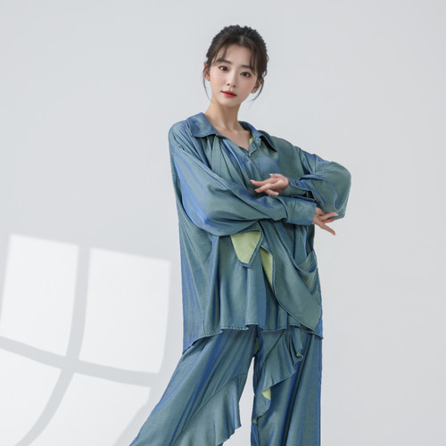 GTD现代舞服装女清水蓝飘逸宽松衬衫式演出练功服侧飘片爵士衬衣 - 图3
