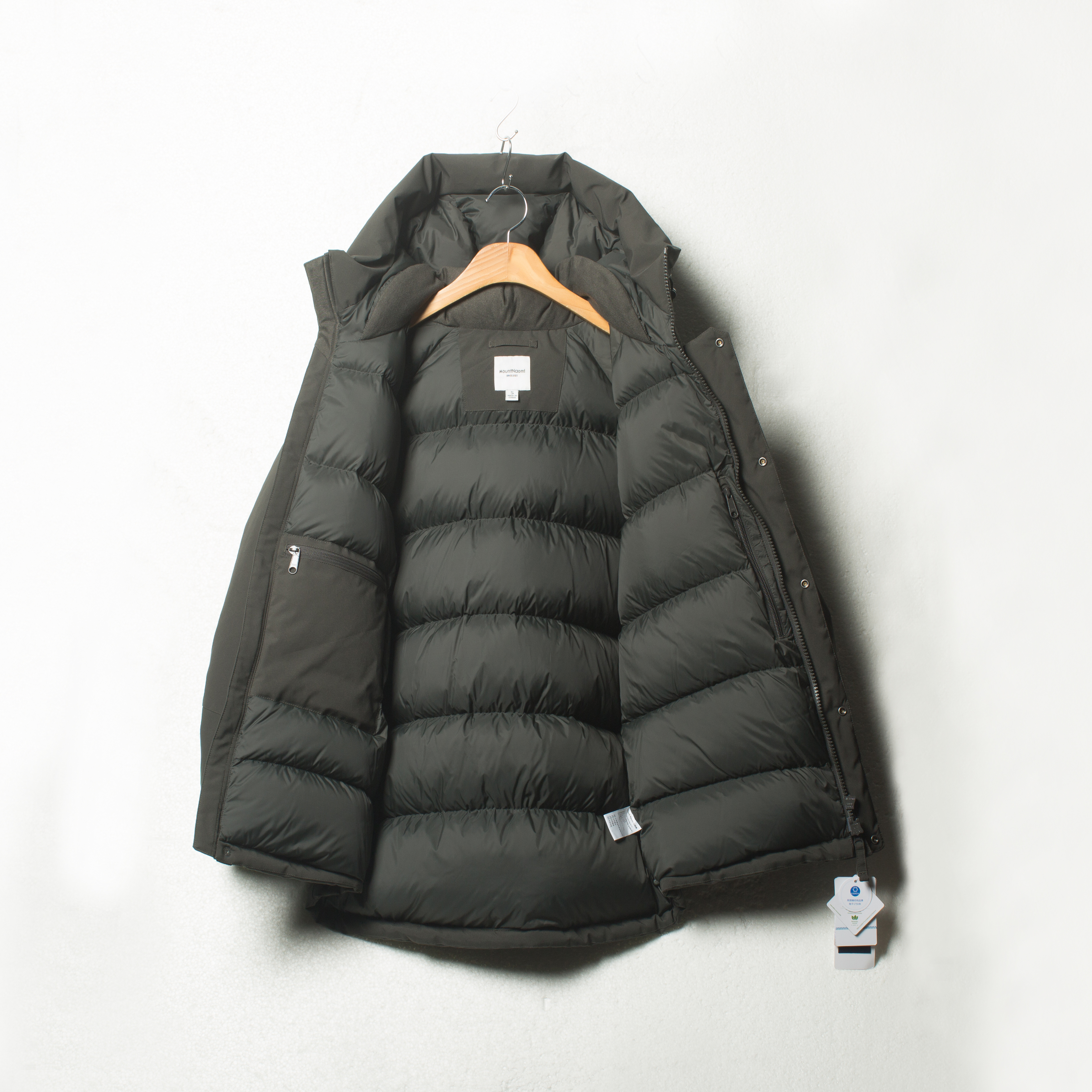 25年 MountNaomi 山丽美 男士女士800蓬 猎装羽绒服 鹅绒服 007v2 - 图3