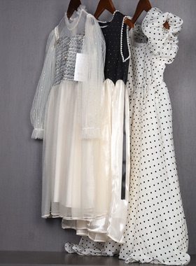 儿童房摆件轻奢风服饰公仔装饰品