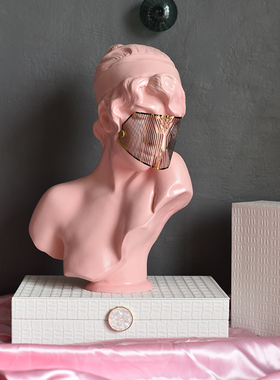 粉色面纱立体女人办公室医美雕像