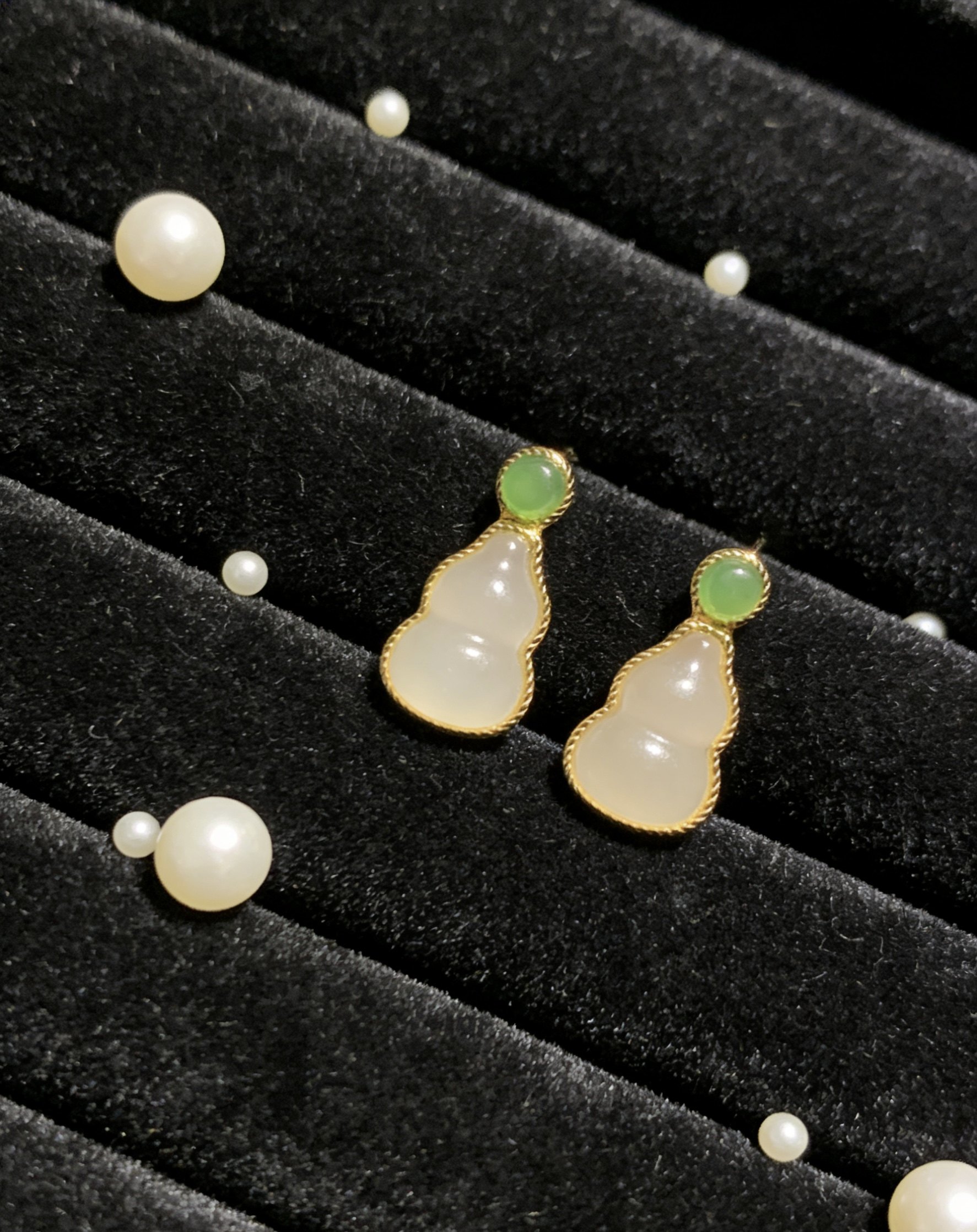 S925银镶天然和田玉葫芦耳钉新中式精致耳钉,淘宝优惠券,粉丝福利购,淘宝优惠卷