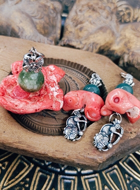手作设计款“双狮滚绣球”耳环一对儿孤品！用的海竹+翡翠！