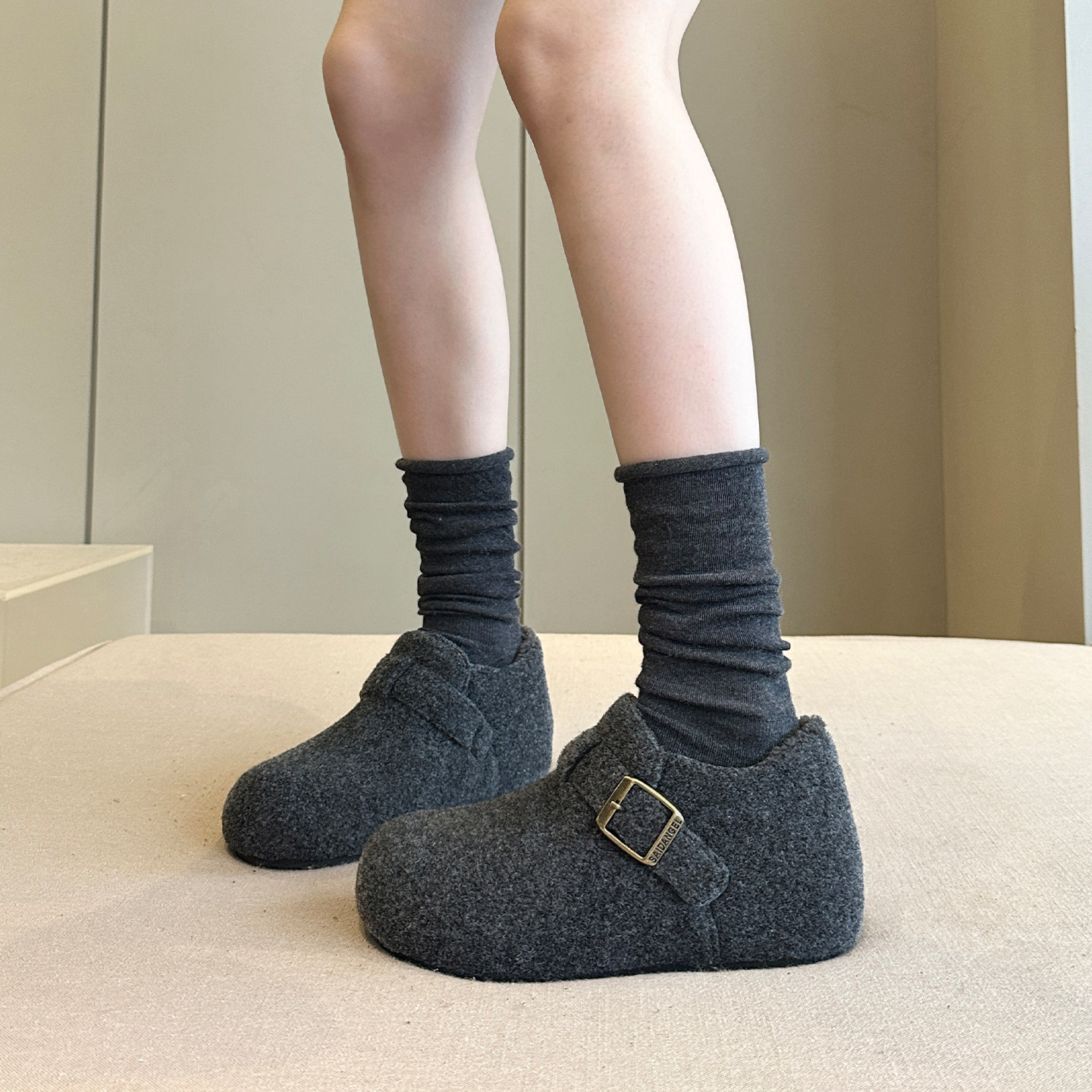 日系甜酷~冬季毛呢料加绒配阔腿裤内增高厚底勃肯鞋女棉鞋毛毛鞋,淘宝优惠券,粉丝福利购,淘宝优惠卷