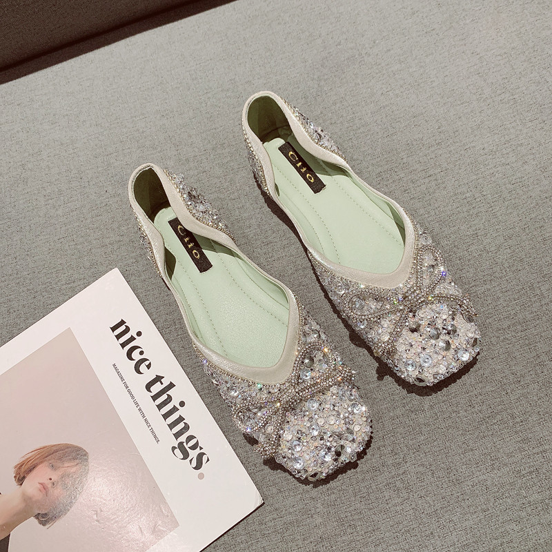 仙女风水钻蝴蝶结软底豆豆鞋女2025年新款水钻面浅口方头平底单鞋,淘宝优惠券,粉丝福利购,淘宝优惠卷