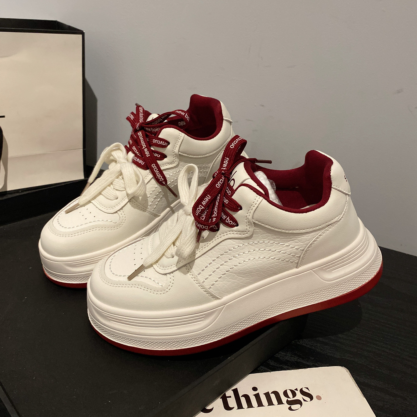 2025年新款英伦风真皮百搭系带小白鞋女松糕厚底圆头休闲板鞋,淘宝优惠券,粉丝福利购,淘宝优惠卷