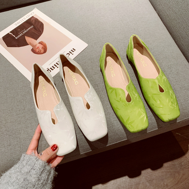 2025年新款复古方头舒适软底豆豆鞋女简约百搭一脚套通勤工作单鞋,淘宝优惠券,粉丝福利购,淘宝优惠卷