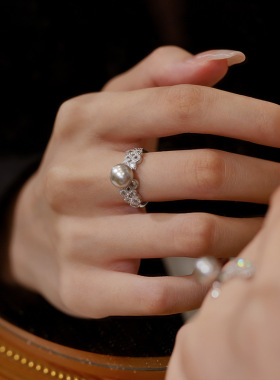 925纯银珍珠戒指女小众设计感蕾丝花朵戒指食指戒素圈可调节指环