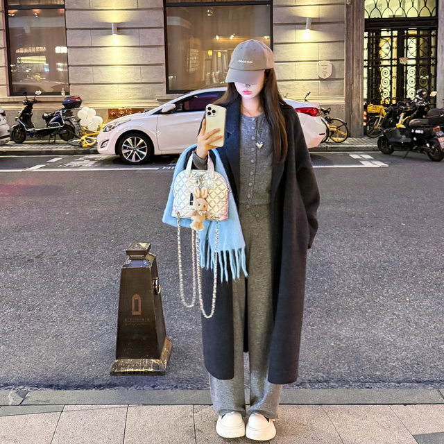 YIKOwow 济州冬日 独家10骆驼绒10桑蚕丝羊毛外套翻领双面呢大衣