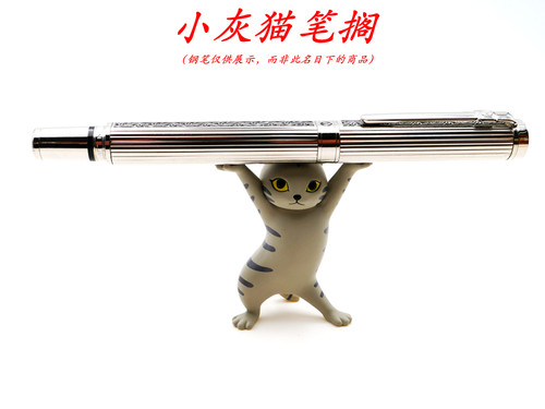 日本qualia正版妖娆风骚猫咪置物架可爱猫猫抬棺举笔小猫托举笔架 - 图3