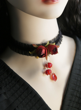 艾米米绒带女玫瑰花苞