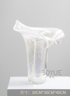 现代简约家居条纹洽谈桌彩琉璃花瓶设计师用样板间炫客厅台面装饰