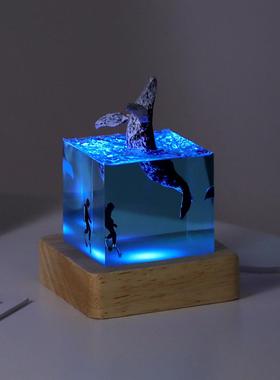 微景观海洋鲸鱼小夜灯潮玩生日礼物送礼家居入宅桌面客厅树脂摆件