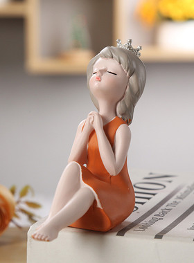 时尚车饰ins风可爱摆件小仙女女孩树脂工艺品汽车中控台女生摆件