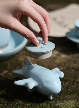 热销可爱陶瓷汝瓷茶宠摆件精品小飞机开片可养创意茶道茶台茶具配