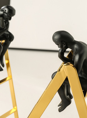 热销现代简约家居摆设电视柜酒柜装饰品人物摆件楼梯客厅工艺品样