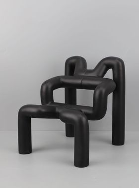 现代简约创意树脂样板间绒椅子书房植售楼部书架桌面装饰品摆件