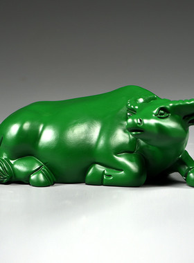 绿色木雕水牛摆件木制十二生肖卧牛家居客厅电视柜装饰红木工艺品