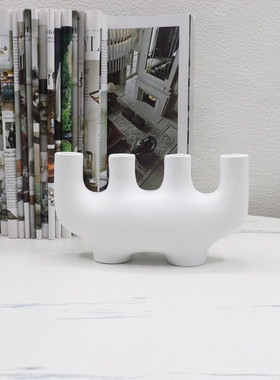 简约现代白色树脂创意多孔雕塑几何抽象样板间客厅玄关桌面摆件