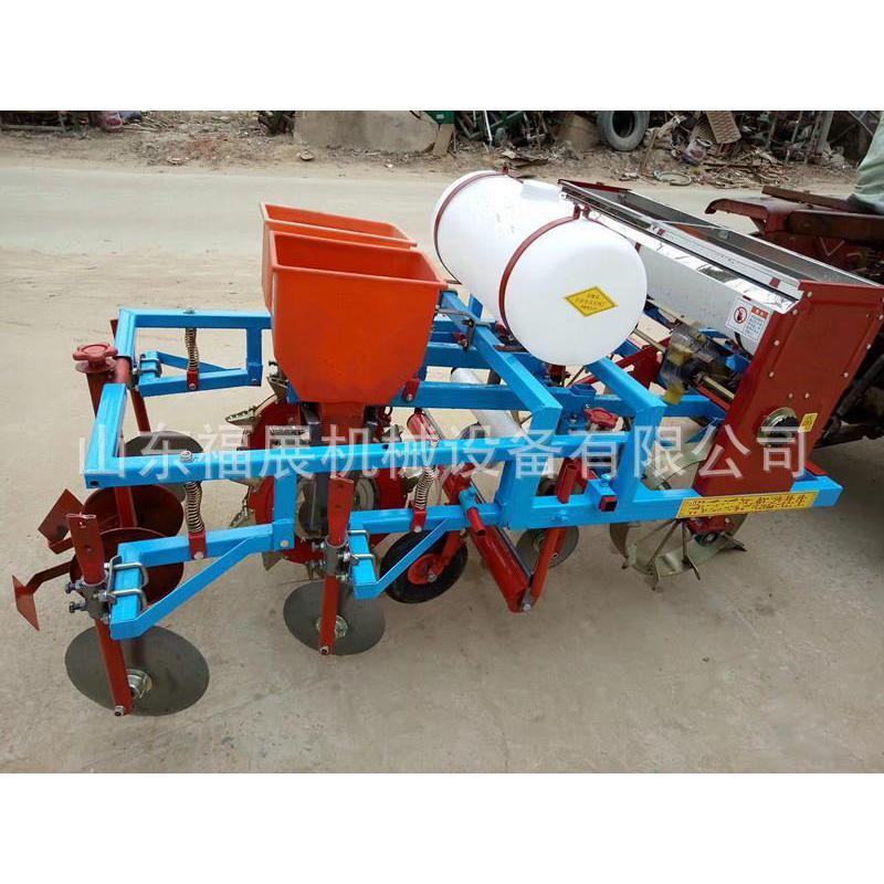 新款单垄花生起垄施肥覆膜打药种植一体机新款两行花生播种机 - 图0