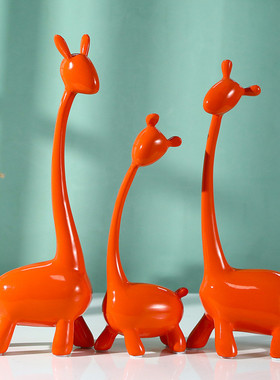 北欧创意四口之家摆件家居酒柜装饰可爱四小鹿结婚礼物现货批发