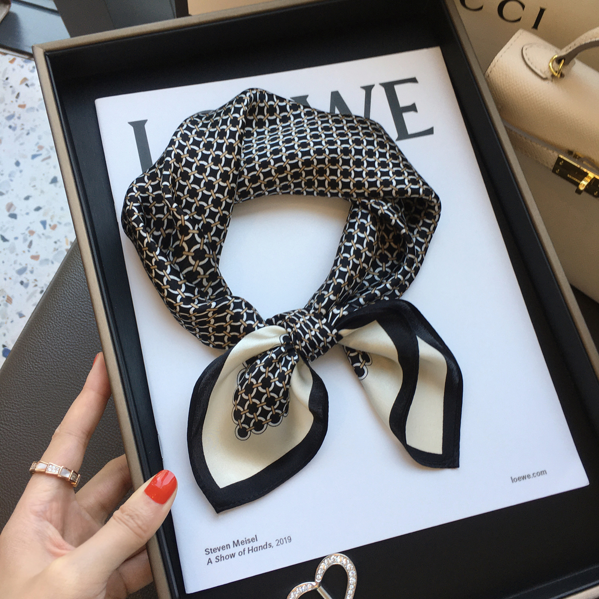 韩国春季拼色圆圈100%桑蚕丝丝巾职业装饰领巾真丝围巾53cm小方巾 - 图3