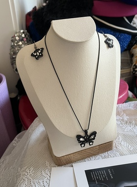 哥特暗黑复古蝴蝶短项链锁骨链女