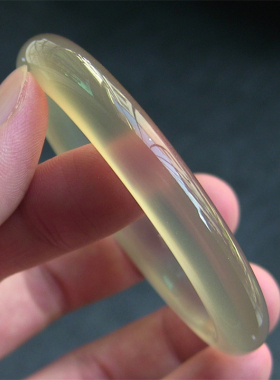 天然巴西玛瑙手镯/秀细加厚款/原色无忧化/香槟金强荧光玉髓2211