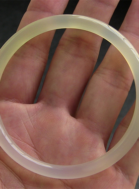 6mm细圆条/天然马达加斯加玛瑙手镯/冰糖雪梨色/水润通透玉髓1777