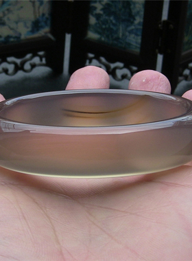 天然巴西玛瑙手镯强荧光玉髓