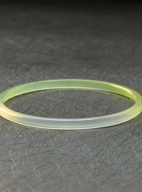 4mm超细圆条/天然玛瑙手镯/冰糖雪梨色/水润强荧光/原色玉髓1859