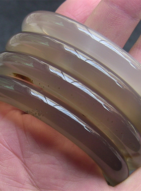 天然巴西玛瑙手镯玉髓