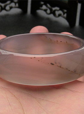 天然巴西玛瑙手镯/加宽加厚/原色无优化/高冰透强荧光玉髓482