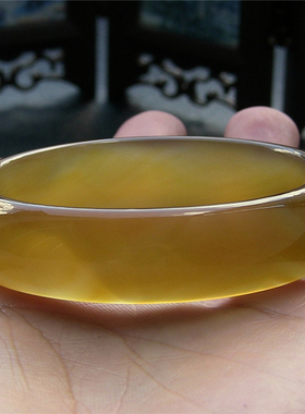 天然巴西加宽蜜糖色佳品玛瑙手镯