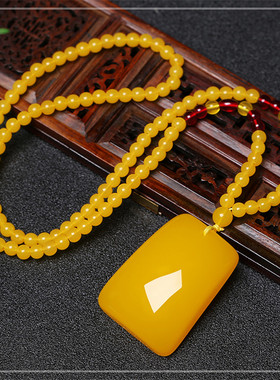 平安无事牌鸡油黄琥珀毛衣项链