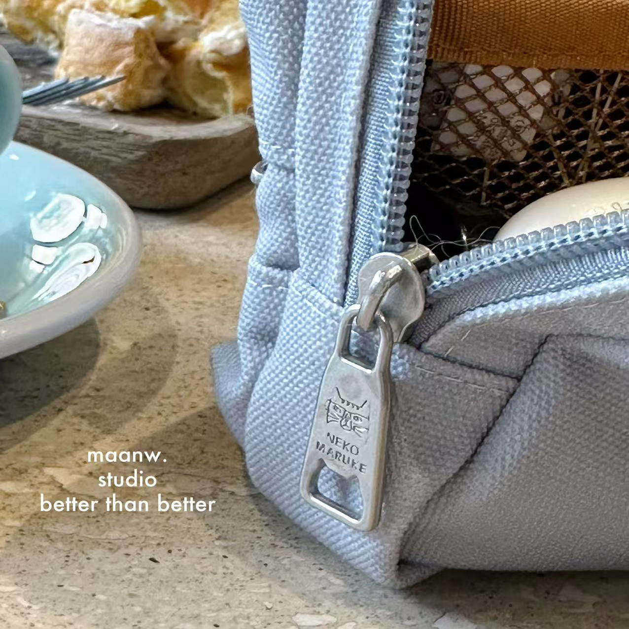 maanw 日本kusuguru手拎包刺绣猫咪手拿包便携外出旅行化妆包,淘宝优惠券,粉丝福利购,淘宝优惠卷